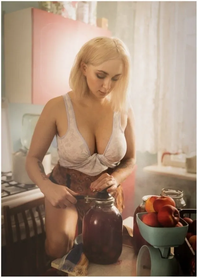 Девчата для тонуса