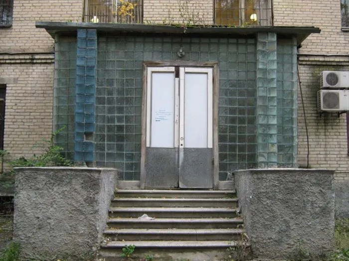 Зачем в СССР на самом деле строили стены из стеклоблоков?