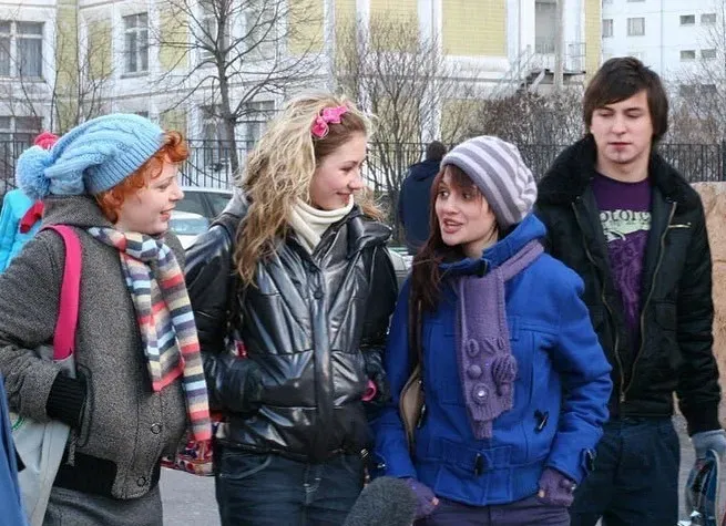 Архивные кадры отечественных звёзд в 90-е и 2000-е