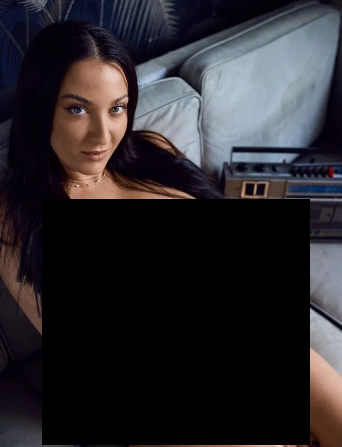 Ну очень взрослые фото в 2023 году