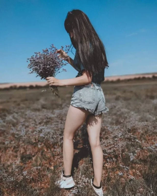 Девушки обворожительные