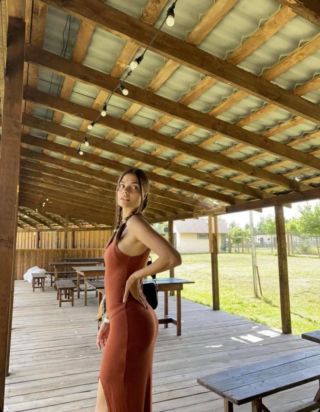 Симпатичные девушки из Сети