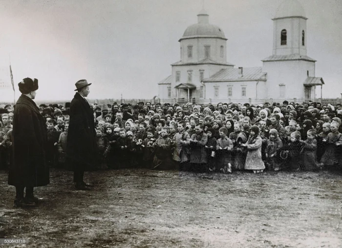 Эпоха перемен: Русские крестьяне перед американцами в 1922 году