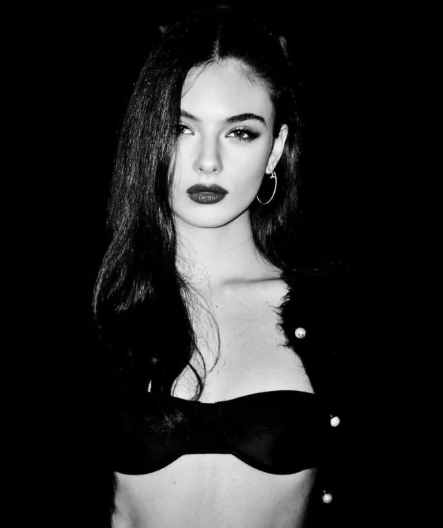 Как же прекрасна дочь Моники Беллуччи - Дева Кассель