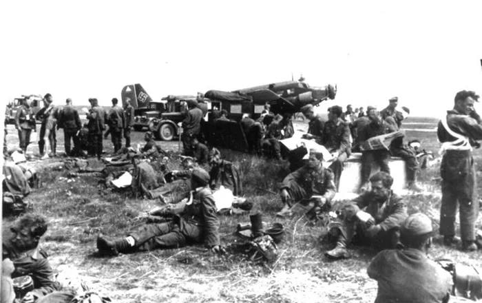 Вражеский привет