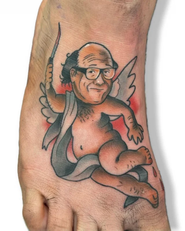 Искусство с улыбкой: забавные и оригинальные татуировки