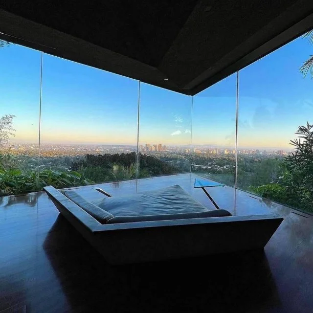 Дом Шеатса-Голдштейна: Икона кинематографического мира из "Большого Лебовски" и "Ангелов Чарли"