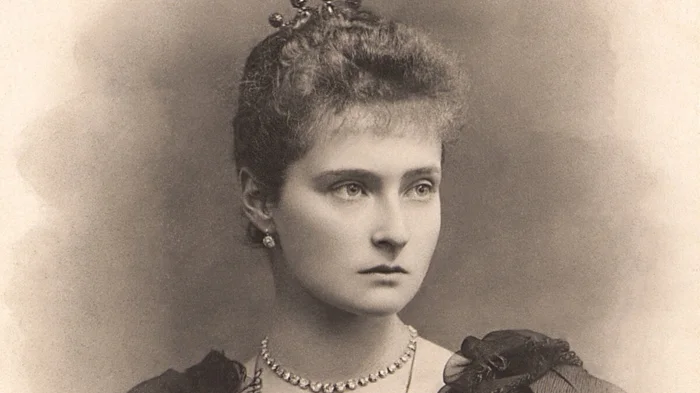 Оставшиеся в тени: 5 придворных фрейлин, чья судьба переплелась с историей России после революции