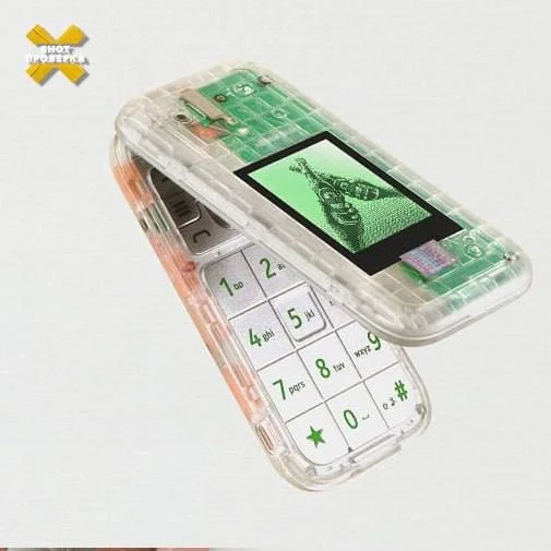 Простой и надежный: телефон, лишенный всего, кроме классической "змейки"