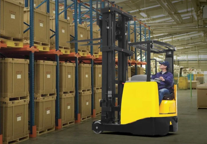 Ричтрак: Универсальный помощник для эффективного складирования