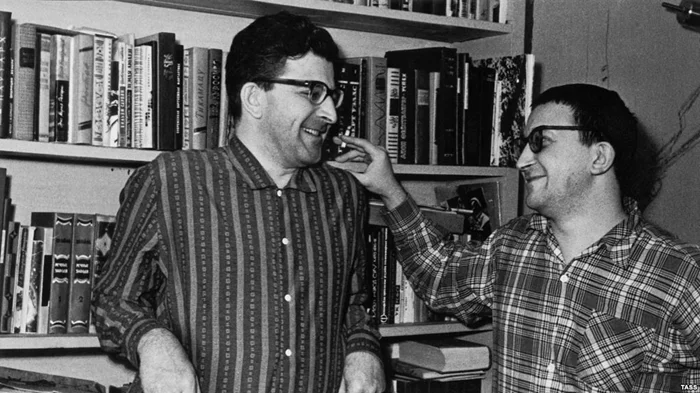 Познавательные факты про братьев Стругацких