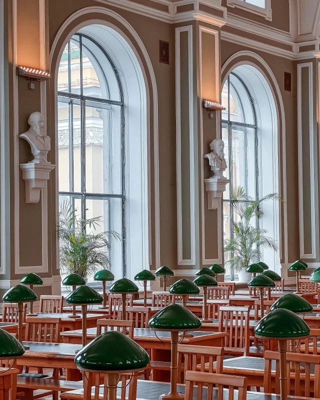 Публичная библиотека в сердце Петербурга