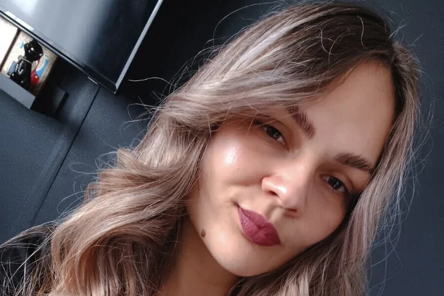 В Кемерове столкнулись два трамвая, на ходу из одного выпали люди под колеса машин