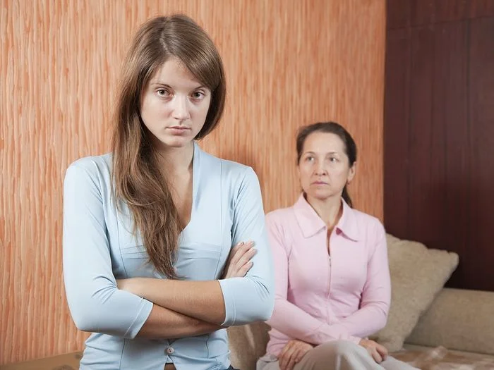 Какая мелочь до сих пор вызывает у вас обиду?