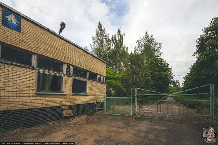 Навсегда закрыт: заброшенный пионерский лагерь с уникальными корпусами