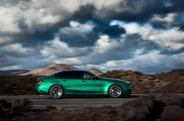 Новый гибридный M5 от BMW за 120 тысяч долларов