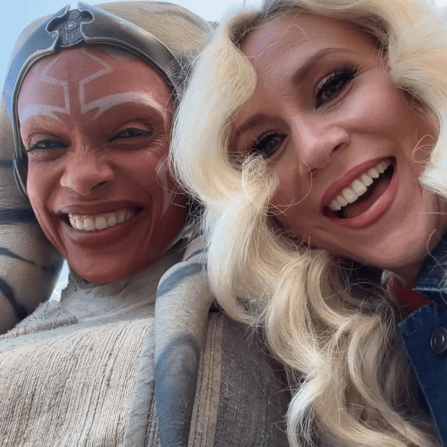 Интересные закадровые снимки современных сериалов