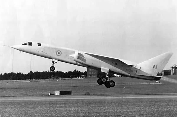 История самолёта BAC TSR.2 в двух словах