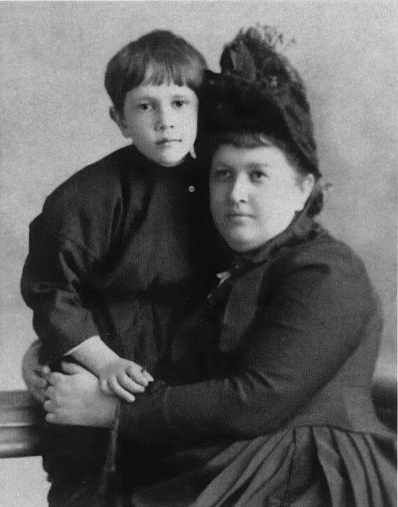 Загадка Дуремара: Как он появился в сказке о Буратино?