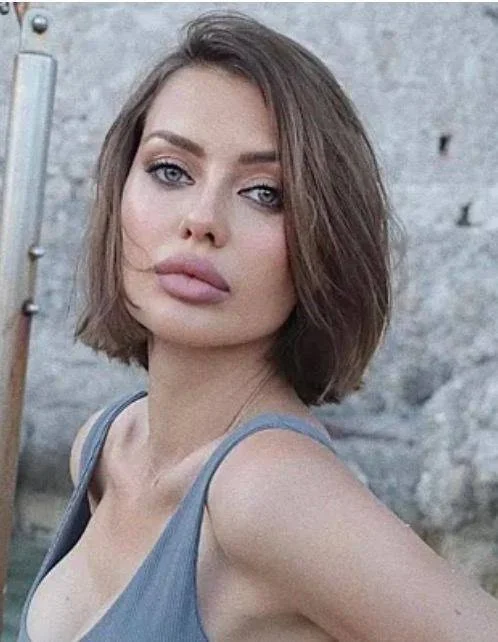 Виктория Боня опубликовала снимки до пластики