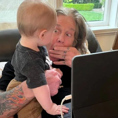 От короля тьмы до добродушного дедушки: трансформация Оззи Осборна