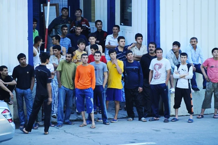 Каждый третий мигрант заявил, что не готов жить по законам России