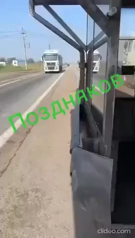 Водитель без номерных знаков не стал показывать документы сотруднику ГАИ