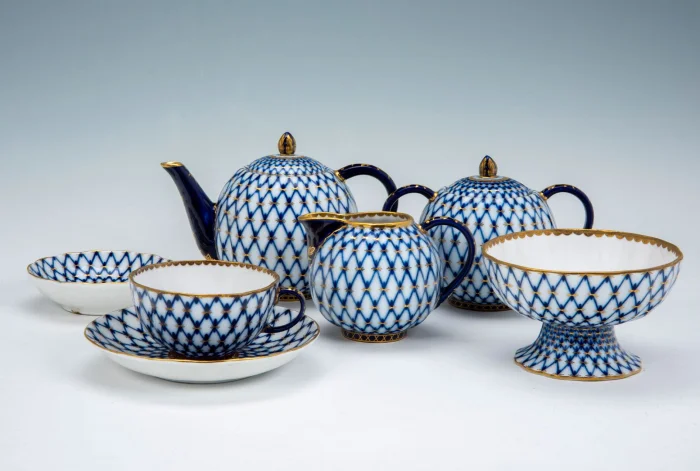 Уникальные сувениры из Санкт-Петербурга: идеи для подарков на любой вкус