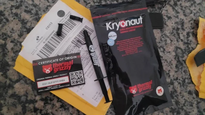 Термопаста Kryonaut Thermal Grizzly для компьютера