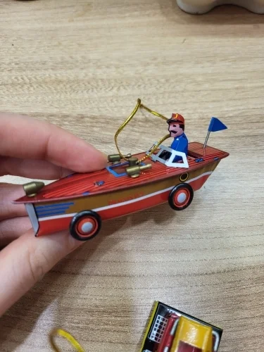 Игрушки в ретро стиле из Китая