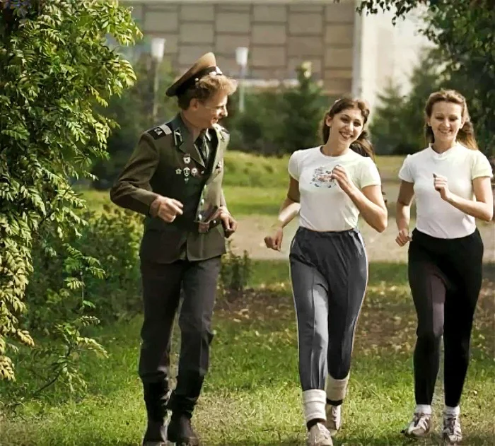 Потрясающие фотографии эпохи СССР: 20 раскрашенных снимков