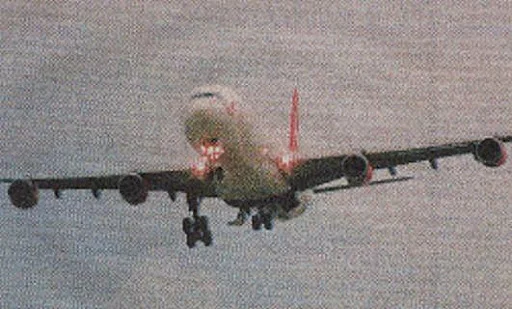 Воздушный балет с посадкой на одном шасси