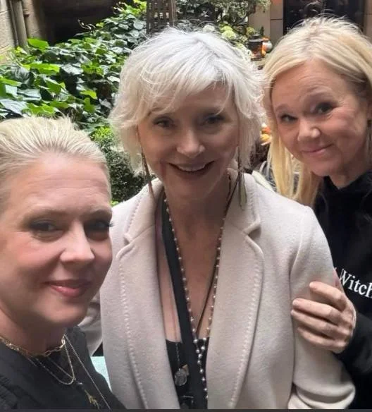 Маленькая ведьма Сабрина: как звезда сериала выглядит сегодня