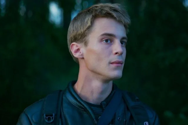 Иван Янковский доказывает, что мужчины ищут женщину, похожую на их мать