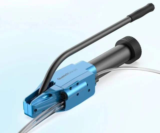 Устройство с мускульным приводом перерабатывает до 8 литров морской воды в час