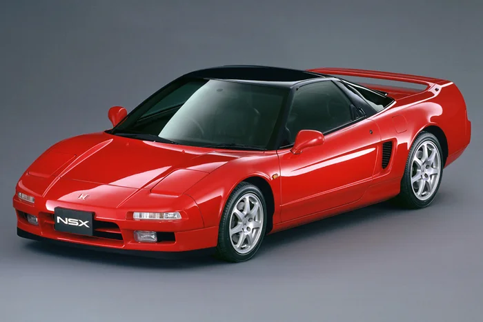 Honda NSX: 35 лет легенды, которая доказала всем, что японцы могут