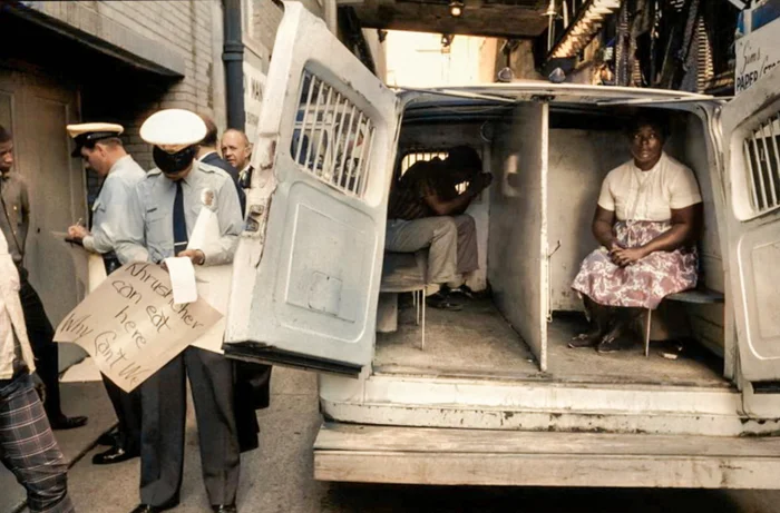 Необычные фотографии США: 20 раскрашенных снимков прошлого века