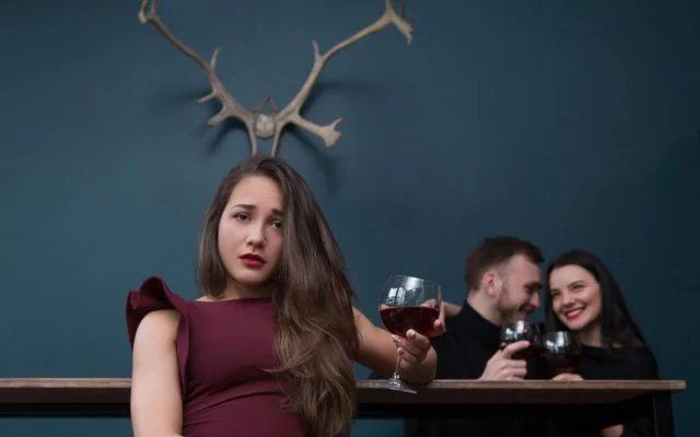 Нейросеть показала типичные образы изменщиков