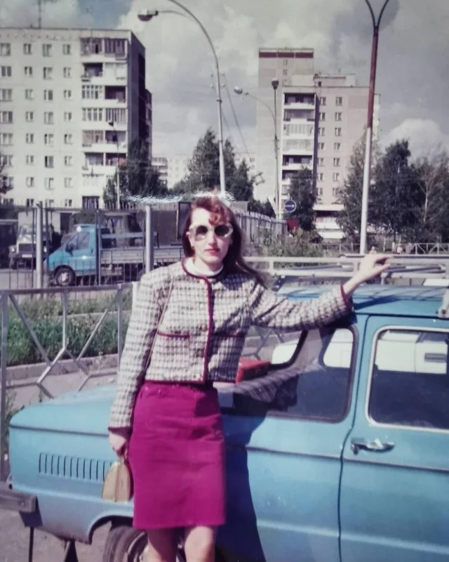 Красивые девчонки из 90-х и 00-х