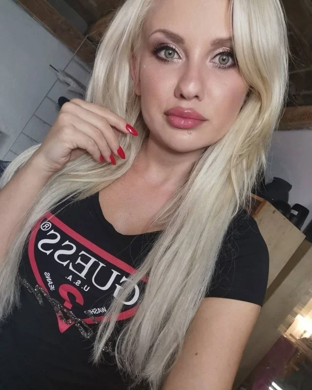 Взрослые тетеньки