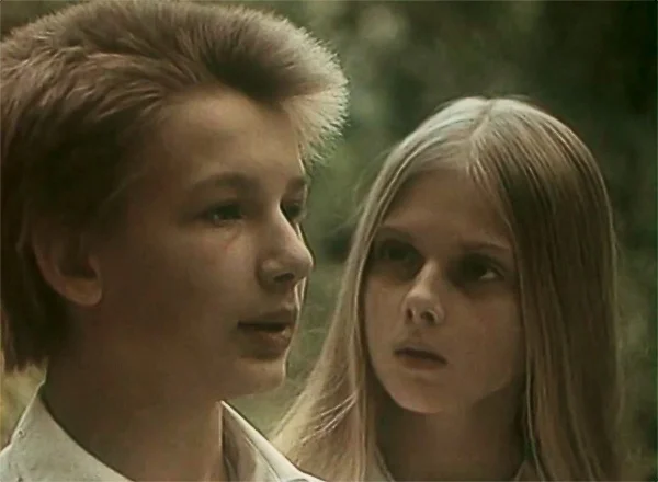 «Выше радуги»: ностальгия по сказке нашего детства