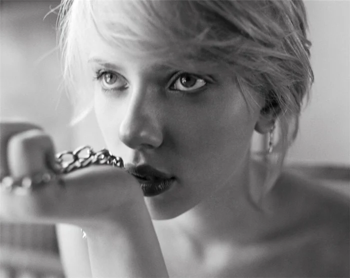 Искусство и стиль: Скарлетт Йоханссон в работах Шерил Нилдс