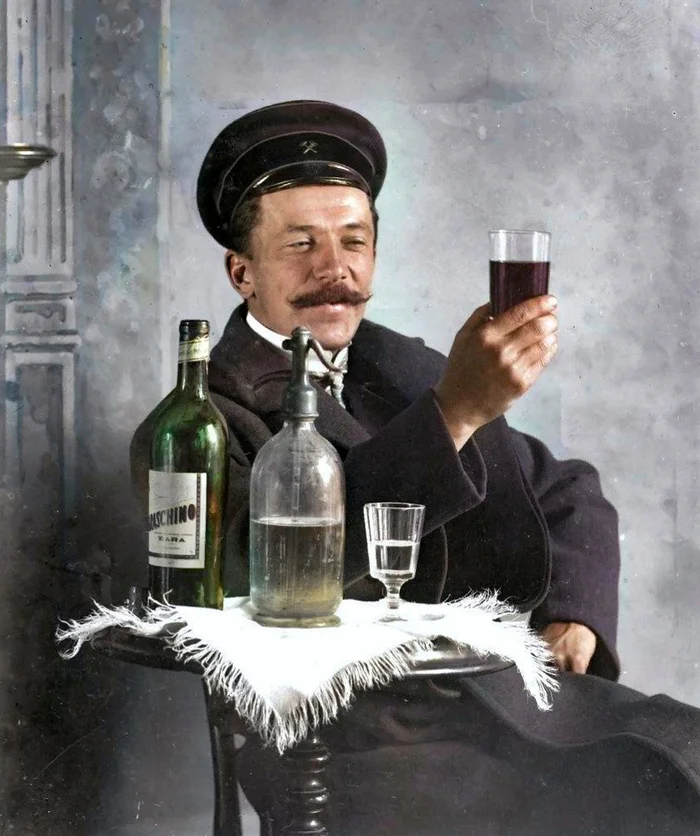 20 редких раскрашенных фотографий из жизни Российской Империи