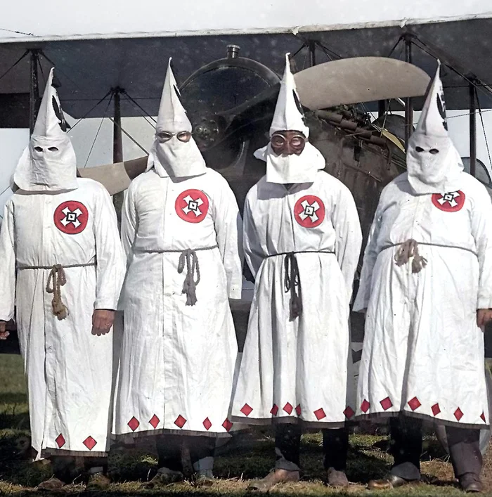 20 редких раскрашенных фото ХХ века из США: уникальная подборка