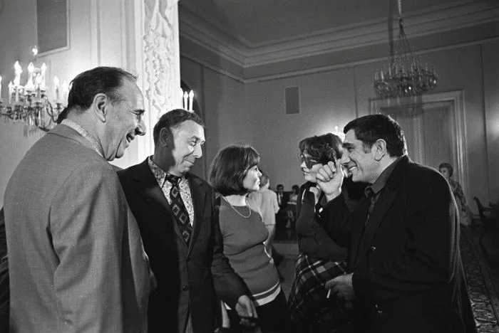 Интересные фотографии знаменитых людей