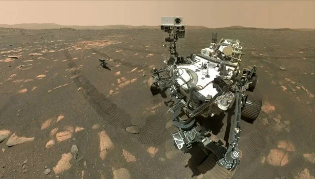 Робот Perseverance отправил новые фотографии с поверхности Красной планеты