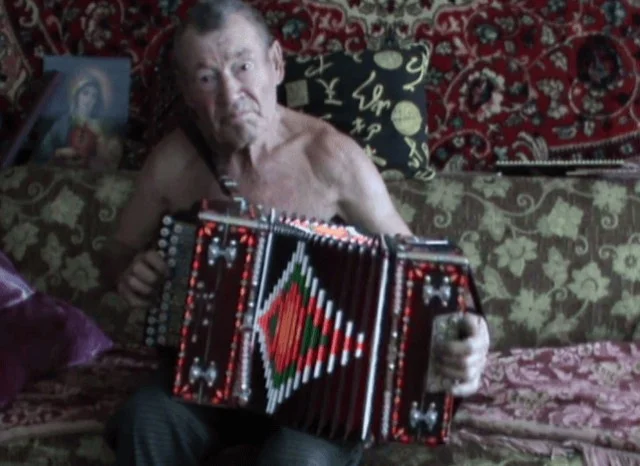 Почему слесарь приходил на утренники с гармошкой? История с неожиданным финалом