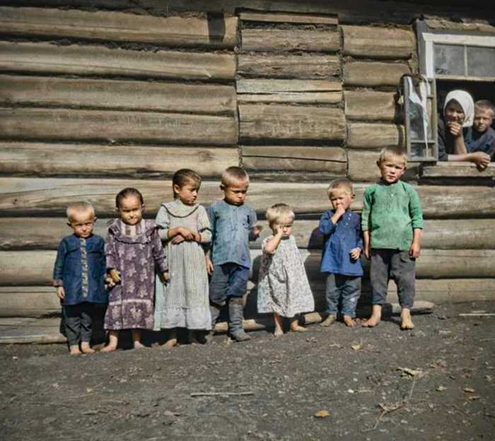 20 раскрашенных снимков, раскрывающих жизнь в Российской Империи