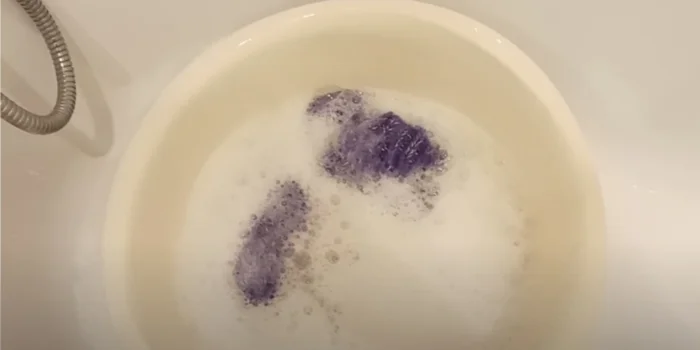 Как ухаживать за шапками: правила стирки для разных тканей