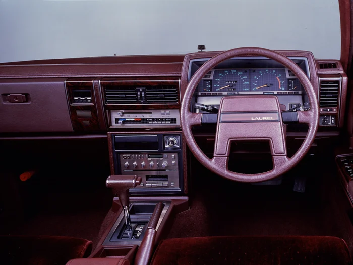 Золотая эпоха: уникальные интерьеры японских автомобилей 70-80-х годов